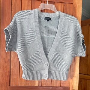 Worthington Cropped Gray Short Sleeve Cardigan